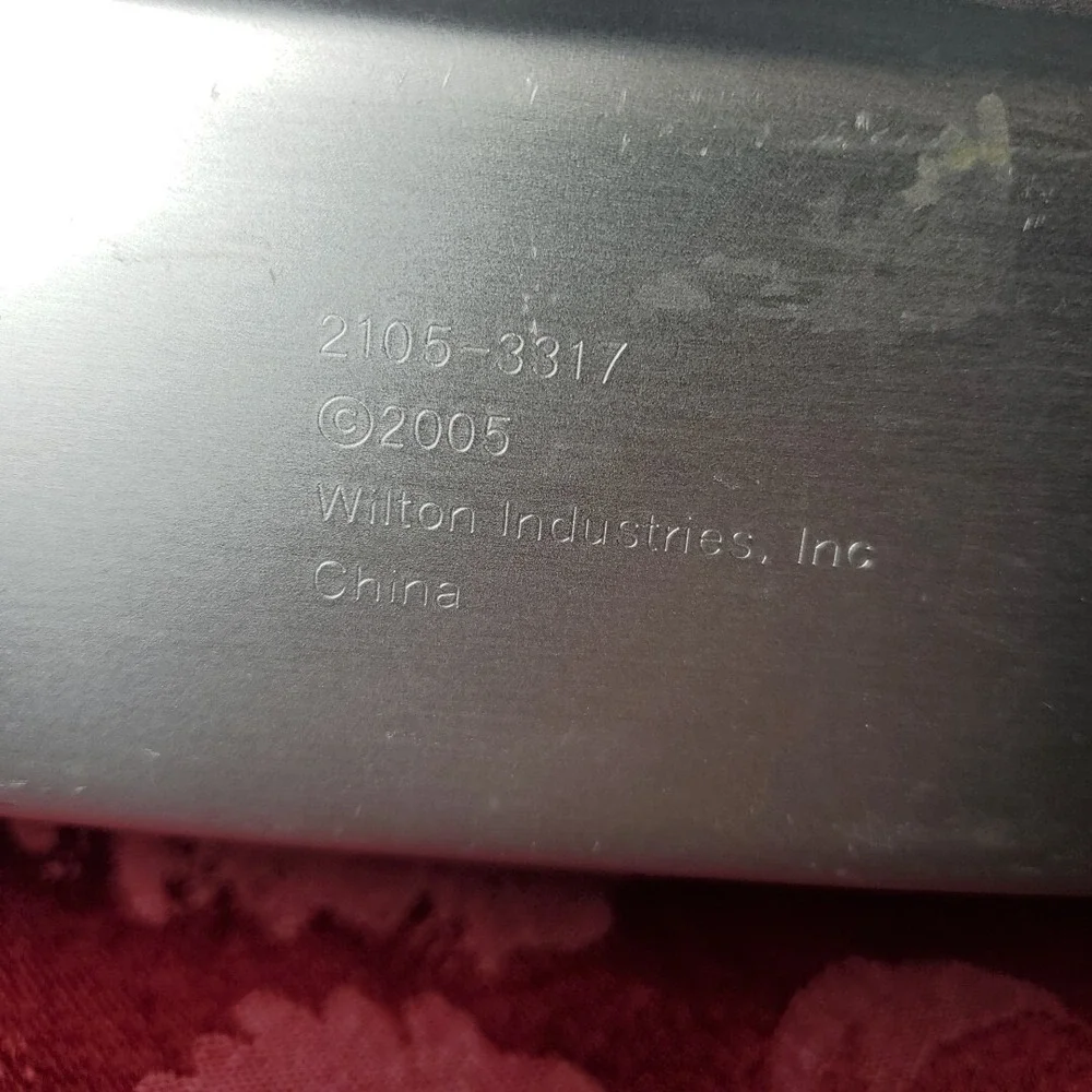 Wilton 13in Party Hat Cake Pan Silver Aluminum 2105-3317 Birthday Novelty